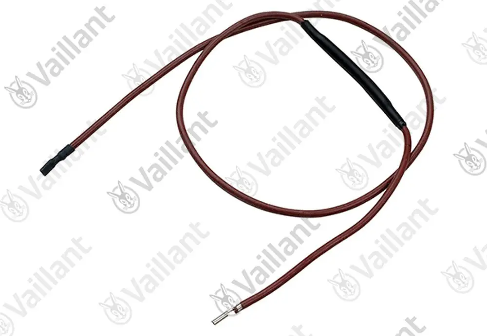 Vaillant Zündkabel mit zwei Leitungen, eine mit Kunststoffschutz, am Ende mit metallem Anschluss. Flexible, rote Kabelisolierung.